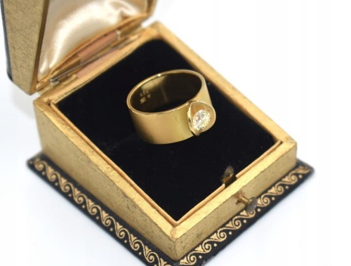 OKAZAŁY ZŁOTY PIERŚCIONEK Z BRYLANTEM 0,50 ct