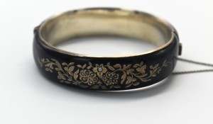 BIEDERMEIER- SREBRNA BRANSOLETKA W EMALII.